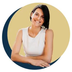 Lisa Burri, forte de plus de 20 ans d’expérience en astrologie et Human Design, vous accompagne pour mieux vous connaitre et vous reconnecter à votre véritable essence. Grâce à l’AstroDesign, une approche unique alliant Astrologie et Human Design, elle vous guide dans votre développement personnel en clarifiant votre direction et en vous aidant à avancer avec confiance vers votre épanouissement. Lisa offre également des formations et des ateliers sur l'astrologie pour débutants et personnes souhaitant approfondir leur connaissance.